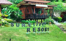 Suntisook Resort